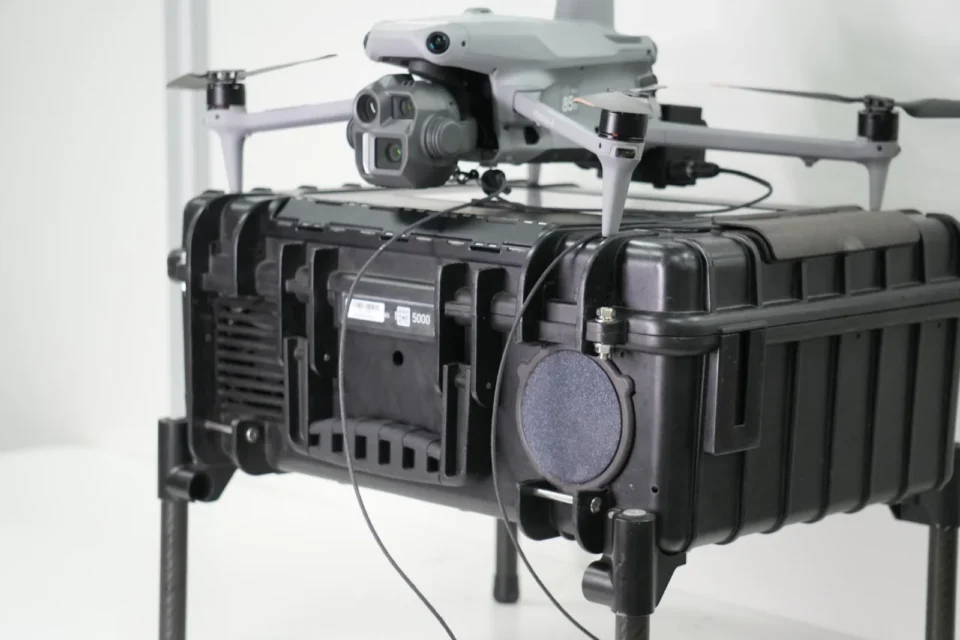 TE4 Tethered Power System für DJI Matrice 4 Serie – Ansicht 1
